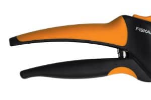 Fiskars Softgrip Bypass Pruner, 2 Pack